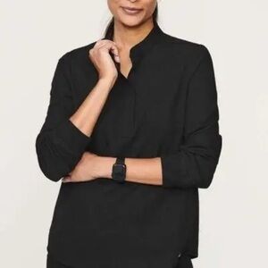 Long sleeve scrub top